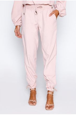 Calca-Rosa-Com-Rolete-E-Bolsos-close-frente