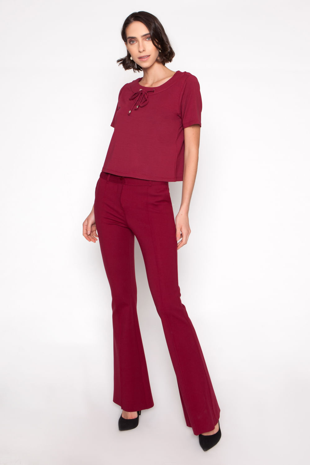 moletom cropped vermelho