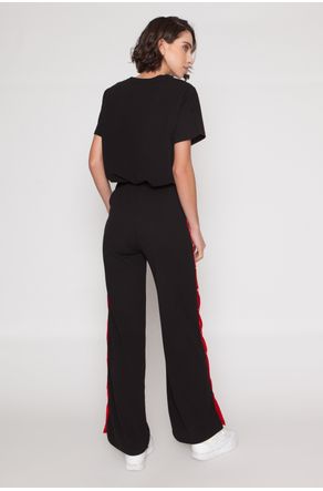 blusa-preta-manga-curta-com-listras-laterais