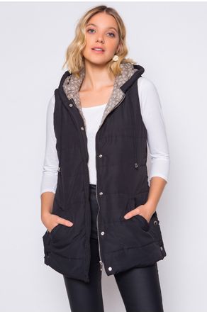 Colete-Puff-Preto-Com-Capuz-close-frente